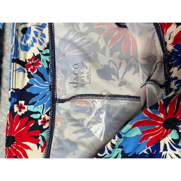 Denim & Co Beach Womens XL Rash Guard and Swim Shorts Set Floral Red Blue White - Picture 3 of 5